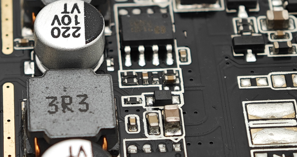 Komplekse designproblemer og løsninger innen PCBA-behandling