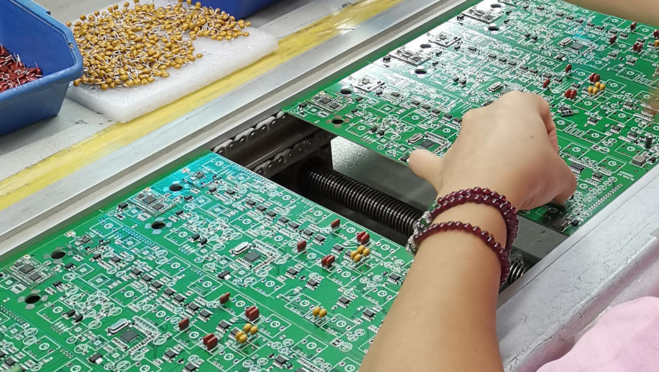 Hvordan hjelper kundekonsulenttjenesten til PCBA-fabrikken med å løse tekniske problemer